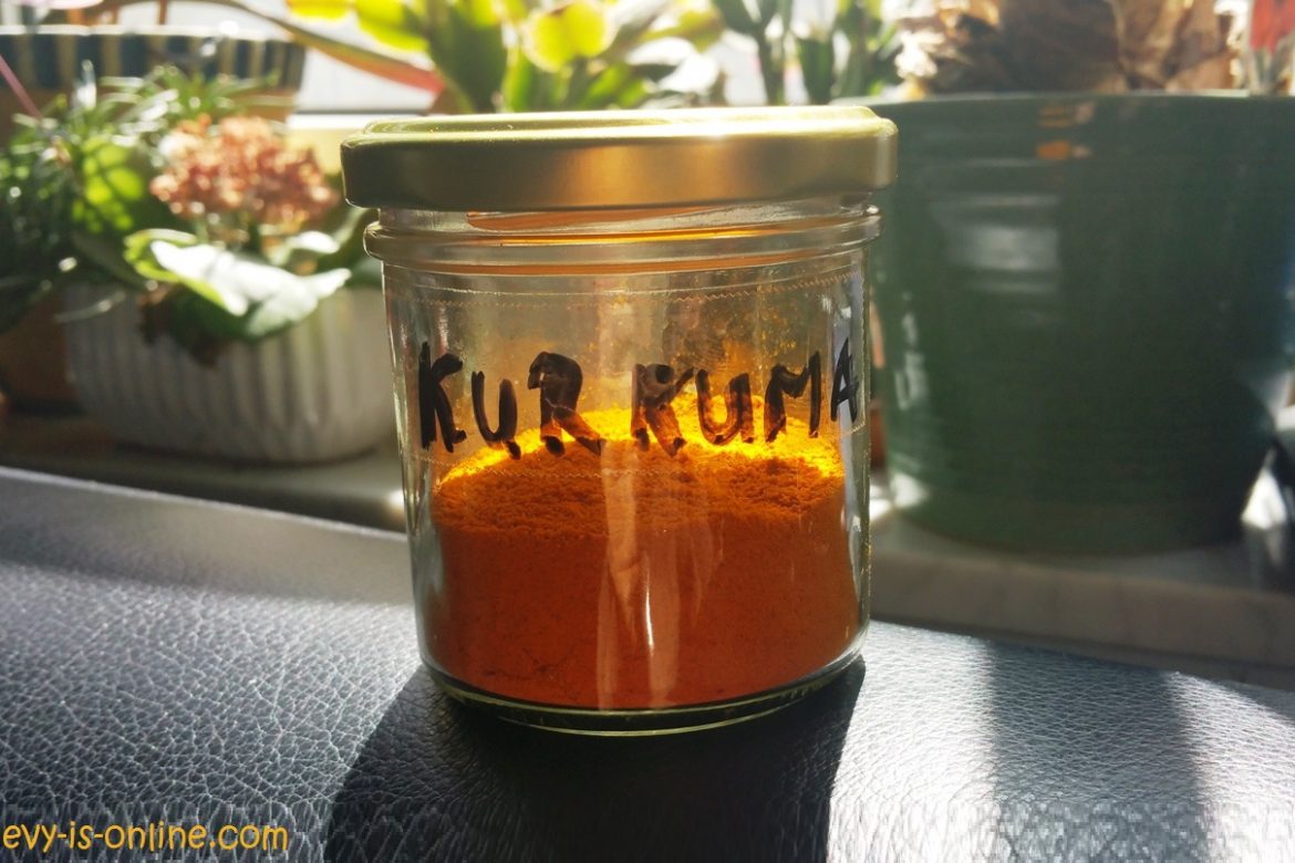 Kurkuma-Pulver selbst herstellen